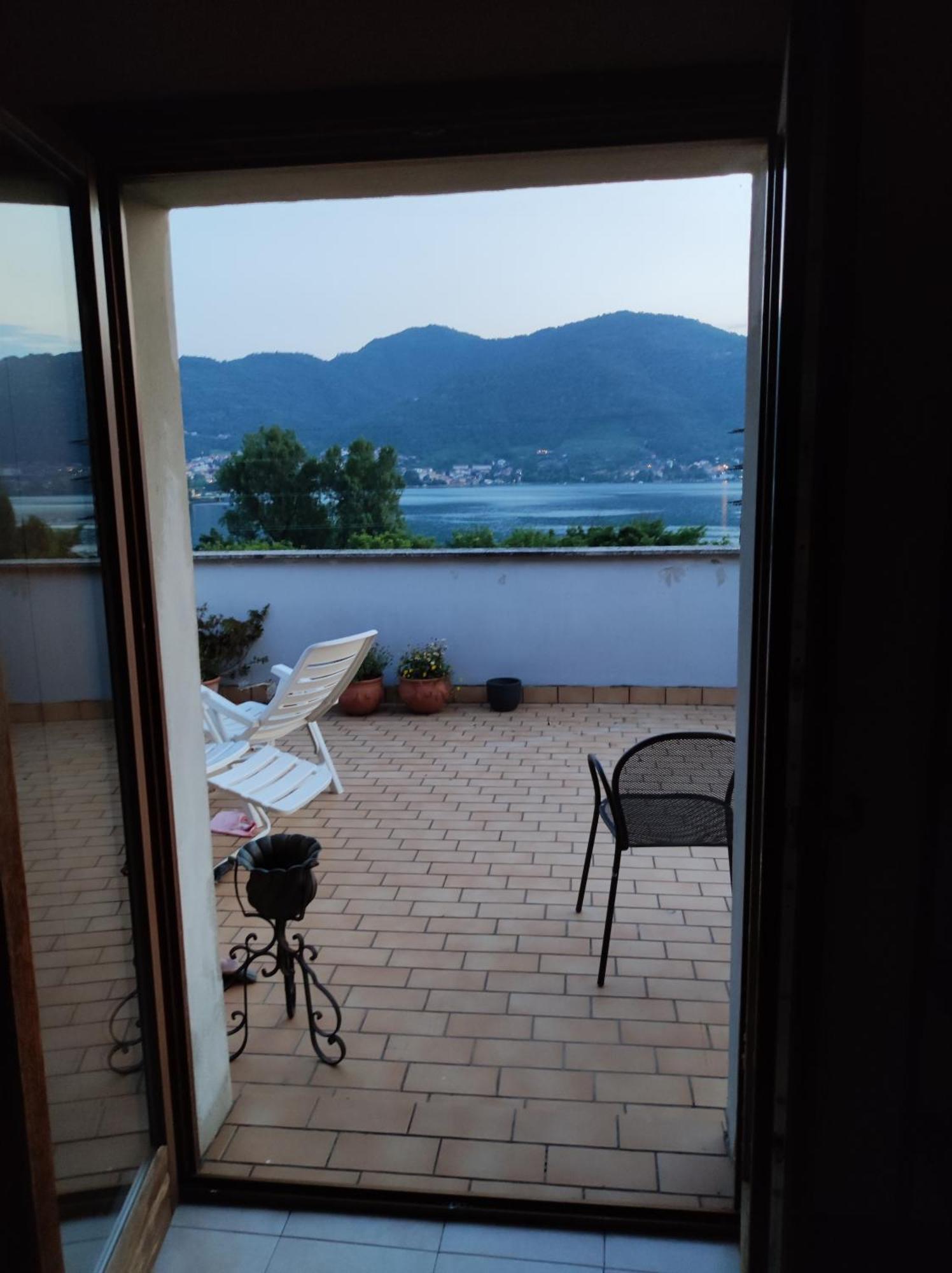 לקו Terrazzo Sul Lago מראה חיצוני תמונה